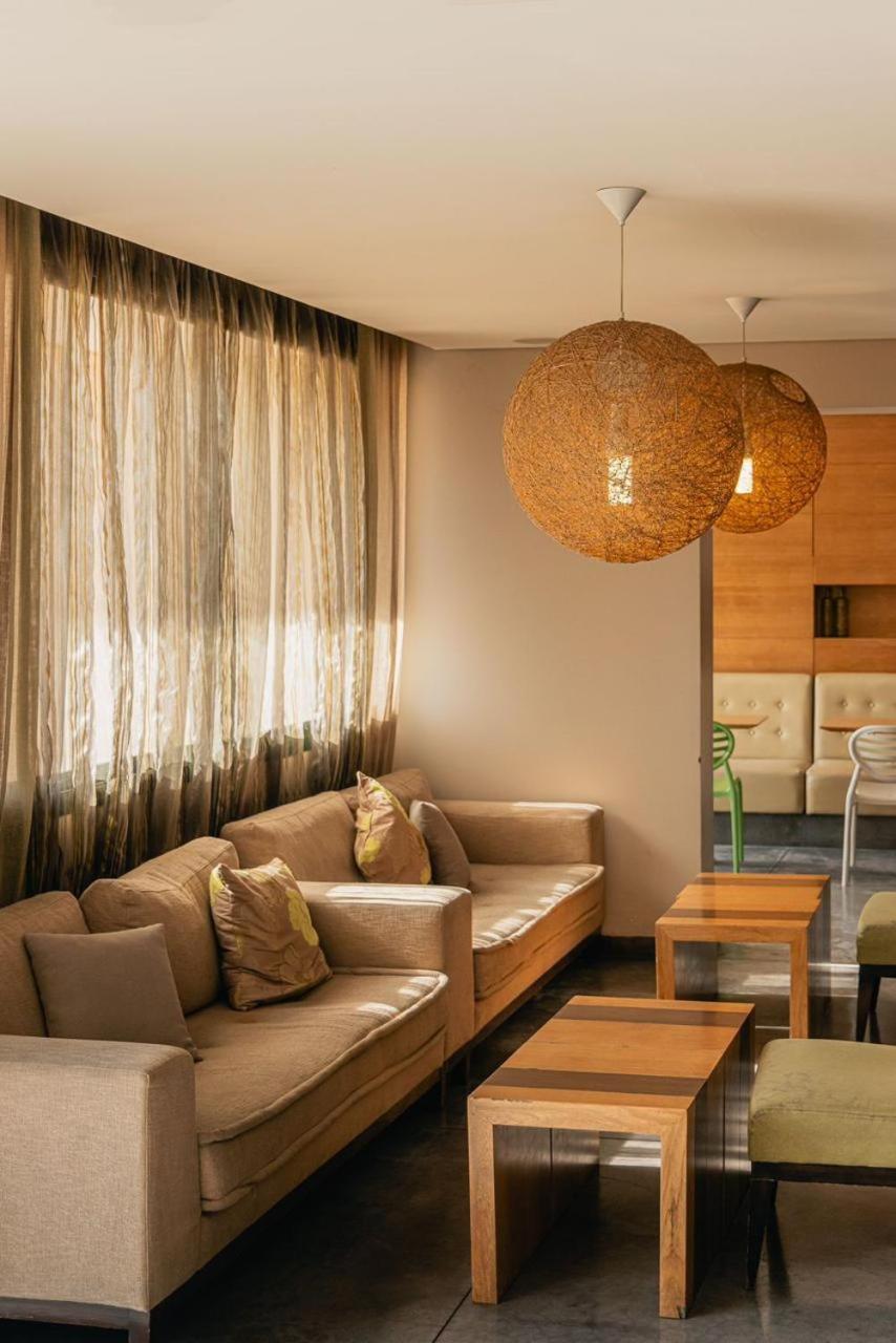 Country Lodge Hotel & Resort Beirut Ngoại thất bức ảnh