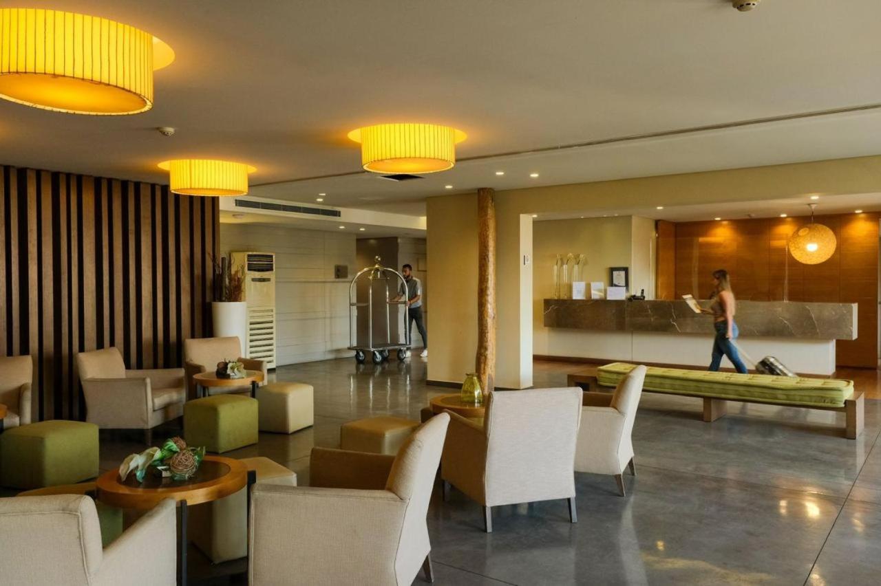 Country Lodge Hotel & Resort Beirut Ngoại thất bức ảnh