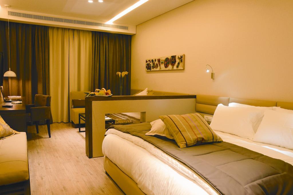 Country Lodge Hotel & Resort Beirut Ngoại thất bức ảnh