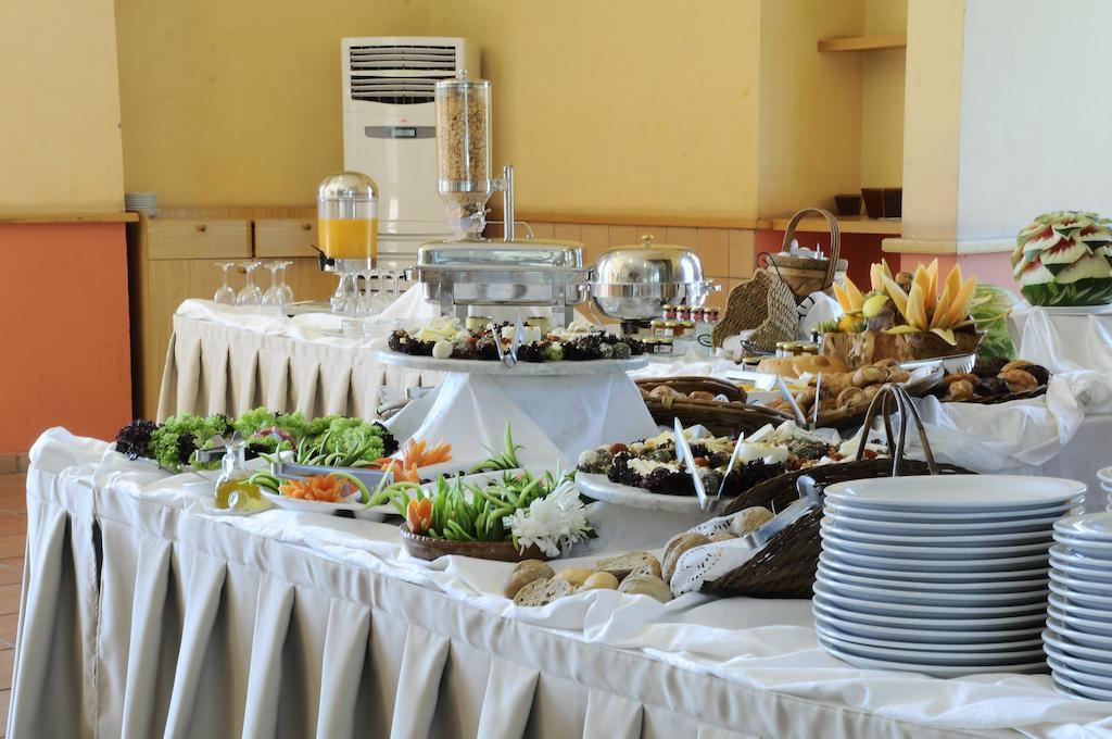 Country Lodge Hotel & Resort Beirut Ngoại thất bức ảnh